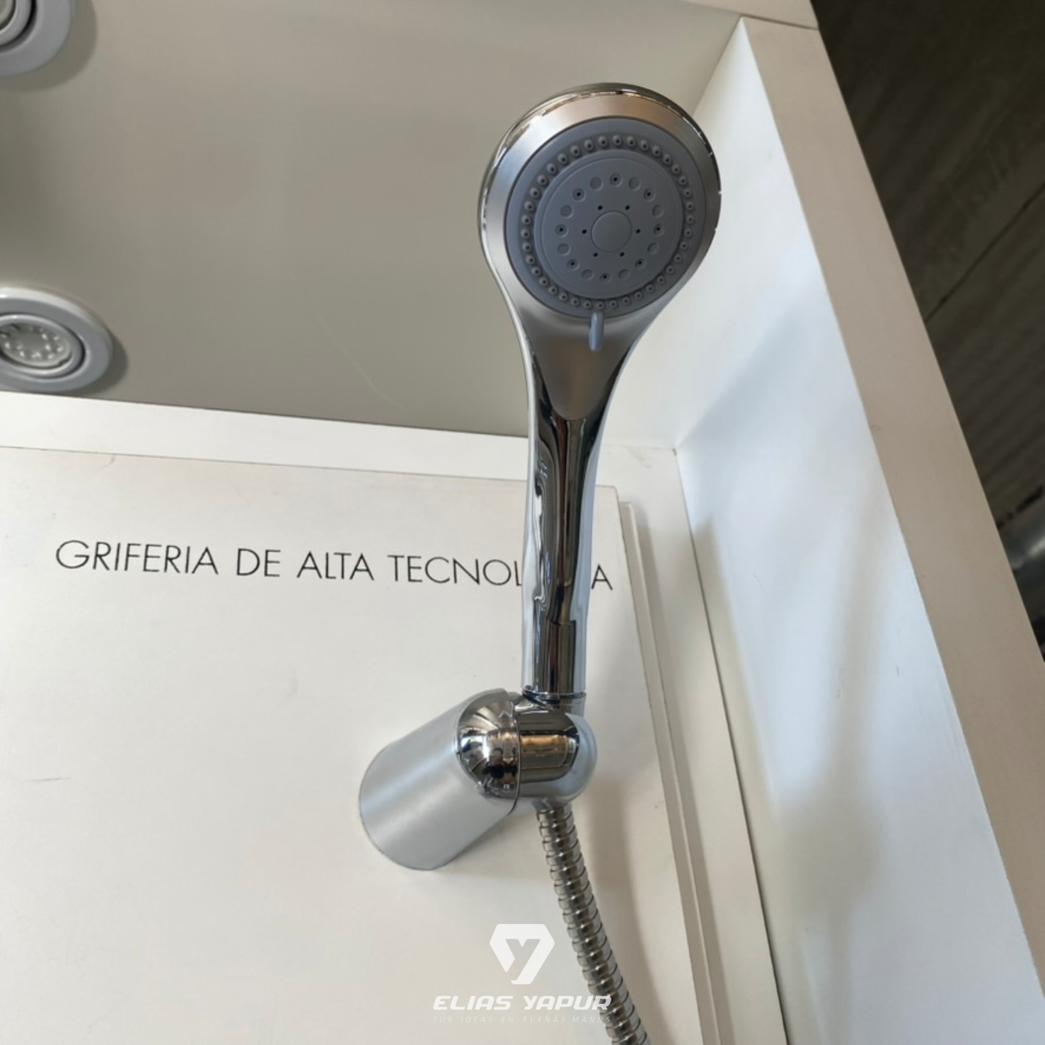 Griferia Monocomando para Ducha Linea Rin