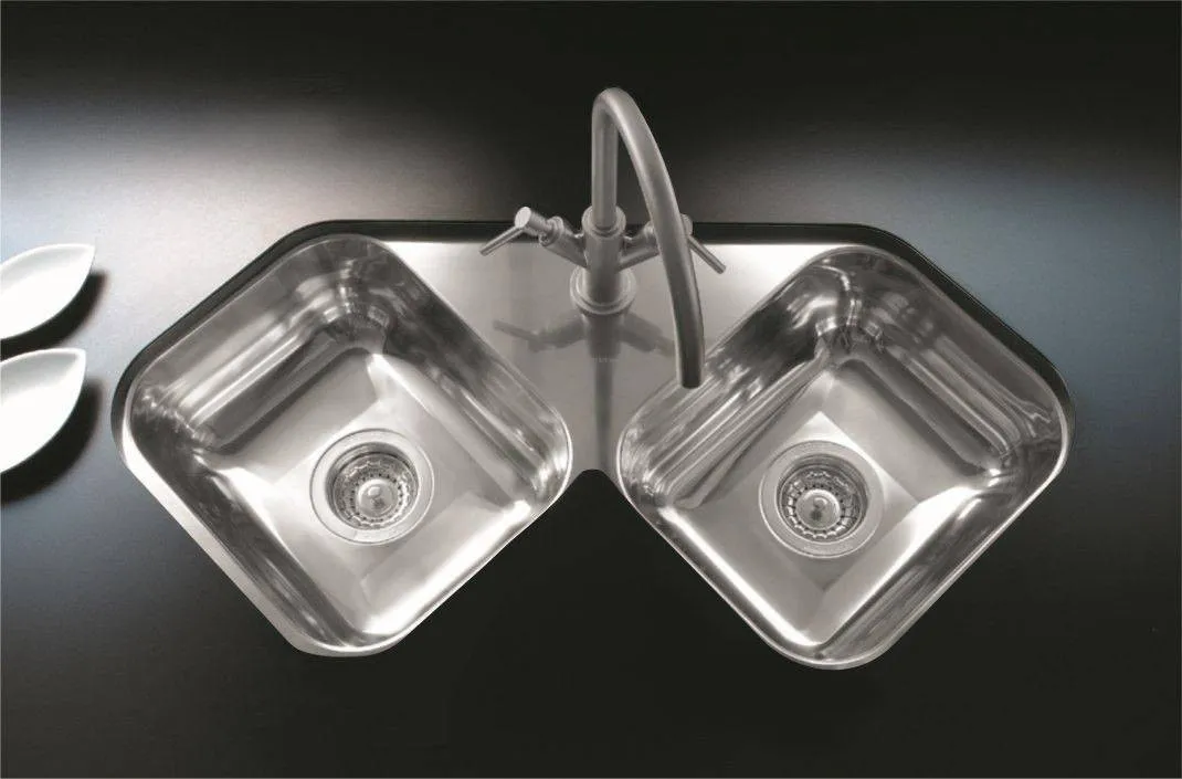 JOHNSON-304-BACHA ESQUINERA X28  (61.5X1.5X15)