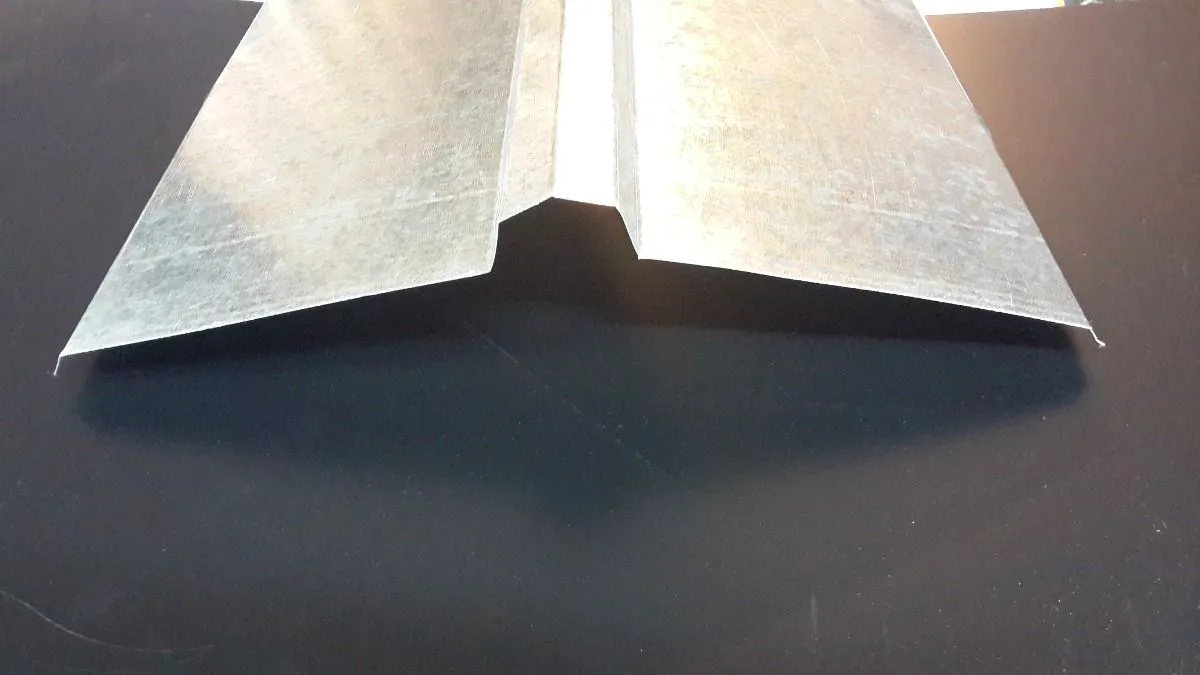 ZINGUERIA CABALLETE LISO 40CM X 2 MT